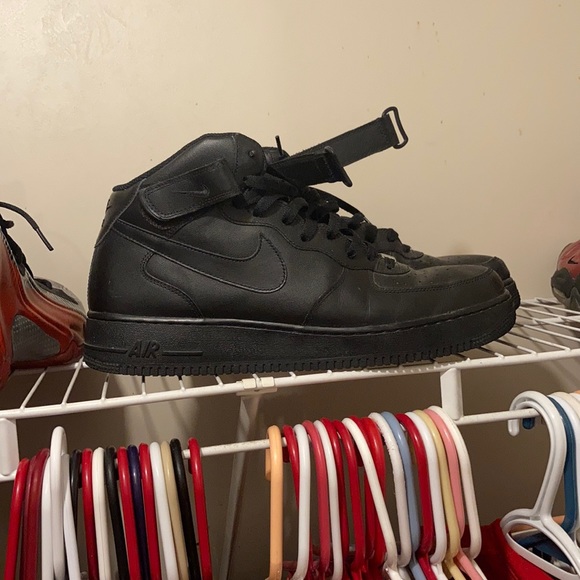 Nike Other - Nike af1 mids
